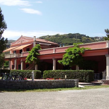 Pozzo Al Moro Village マリーナ・ディ・カンポ エクステリア 写真