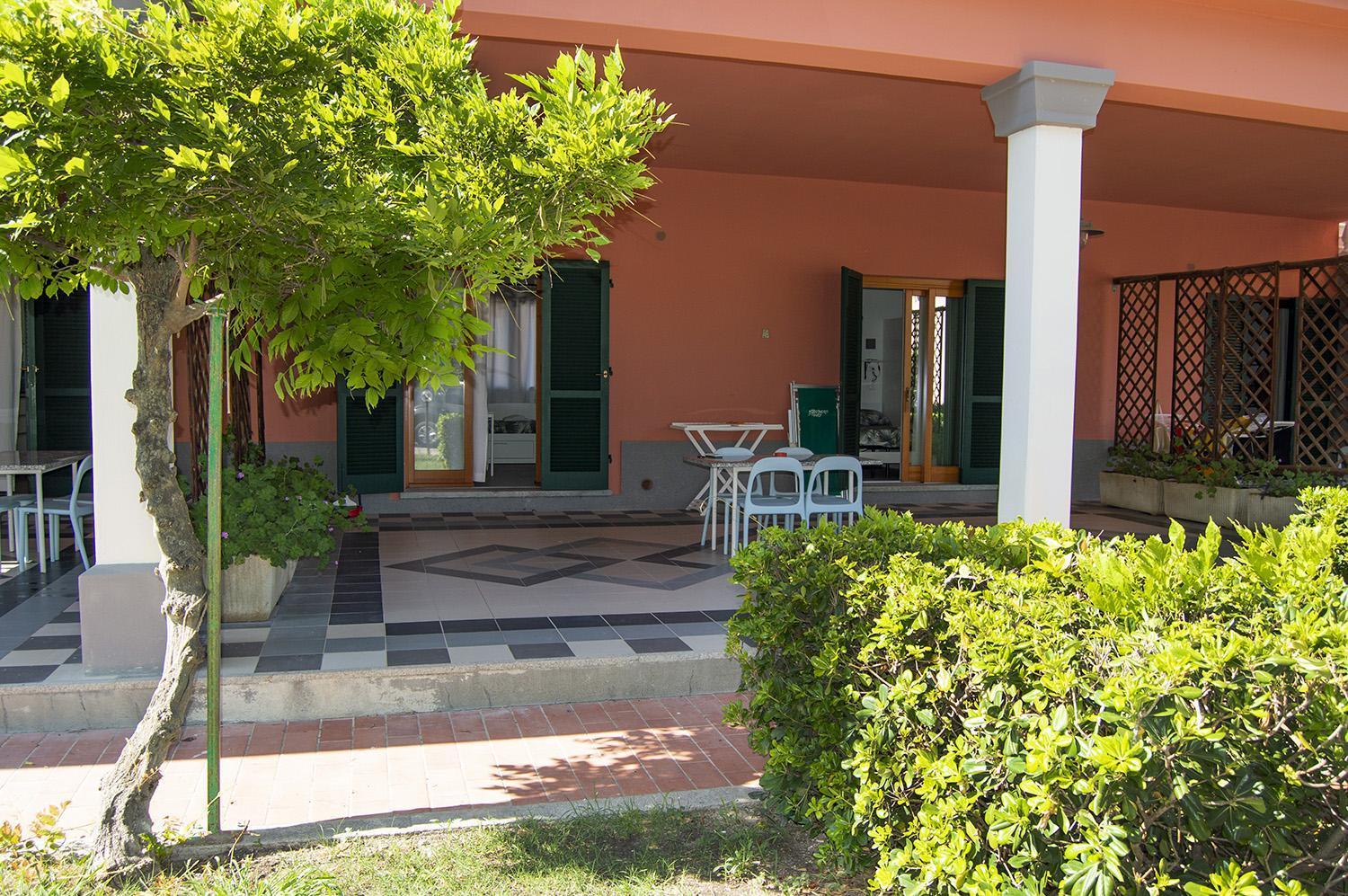 Pozzo Al Moro Village マリーナ・ディ・カンポ エクステリア 写真